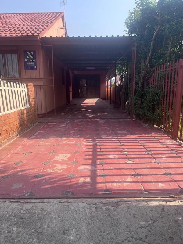 4 Bedroom Property for Sale in Riviera Park North West